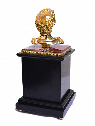 Сувенир настольные часы купить с доставкой Сувенир настольные часы